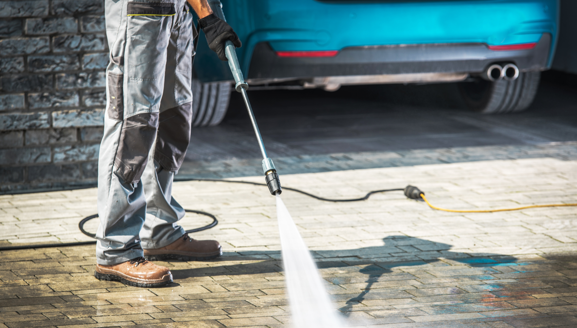 Safety Measures During Driveway Cleaning